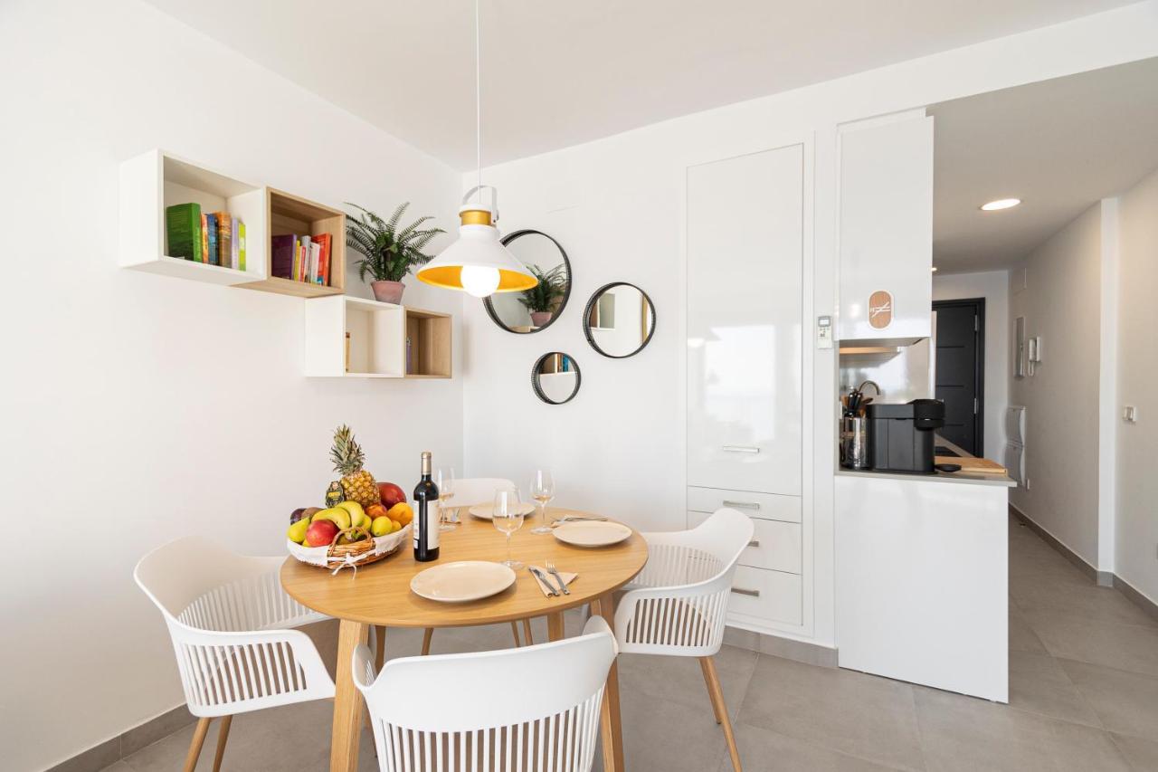 Apartamento Terraza Al Mar, Нерха Екстериор снимка