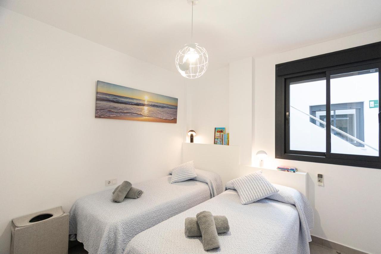 Apartamento Terraza Al Mar, Нерха Екстериор снимка
