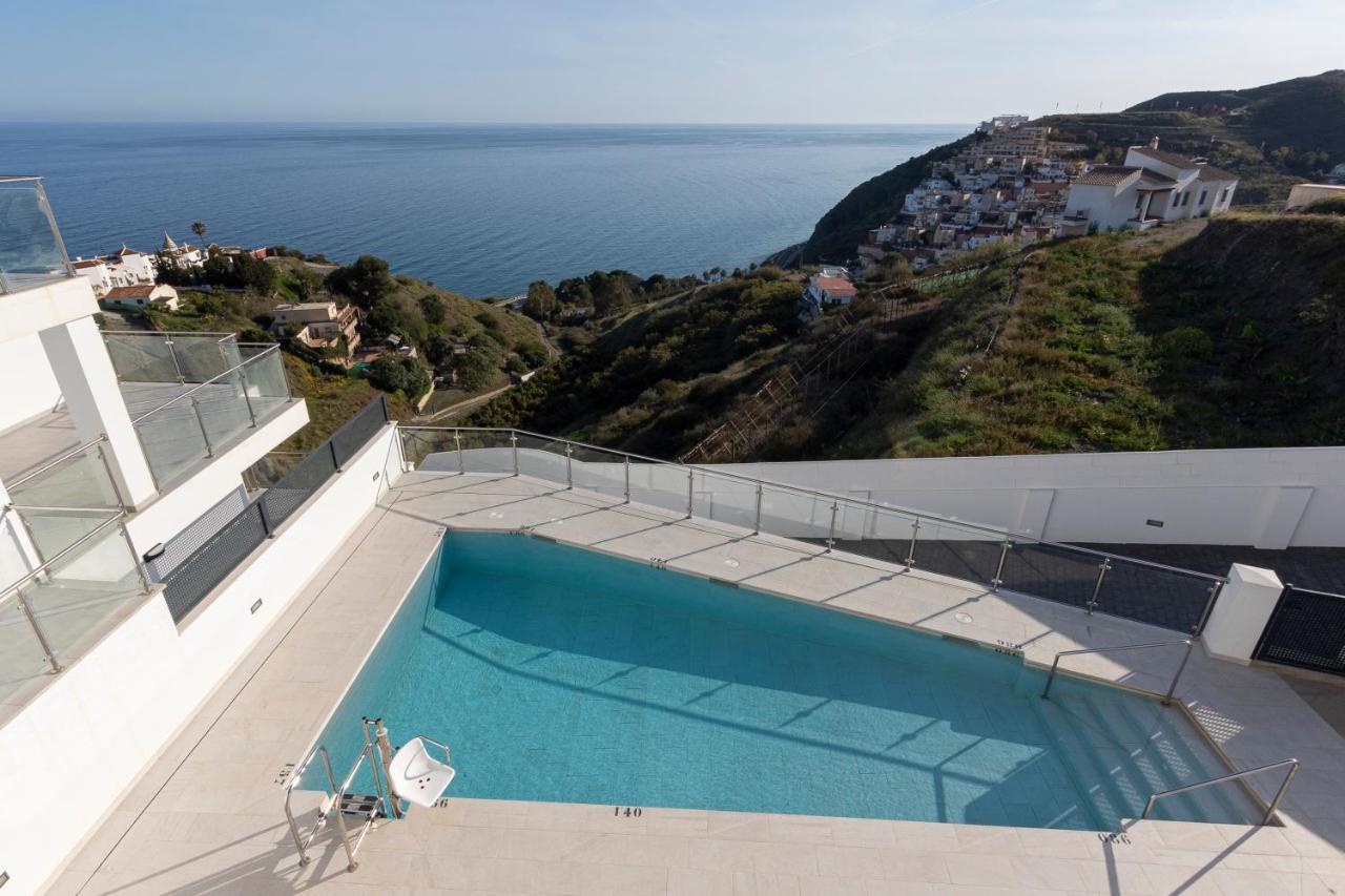 Apartamento Terraza Al Mar, Нерха Екстериор снимка